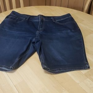 Lees stretch shorts